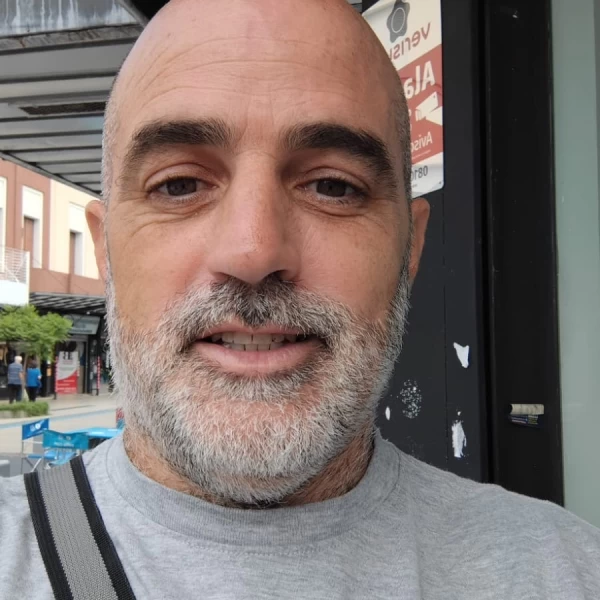 Lambert Rodrigo Damian